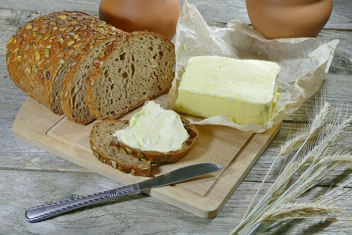 масло Крестьянское сладко-слив.72,5 % 1 сорт 200 гр